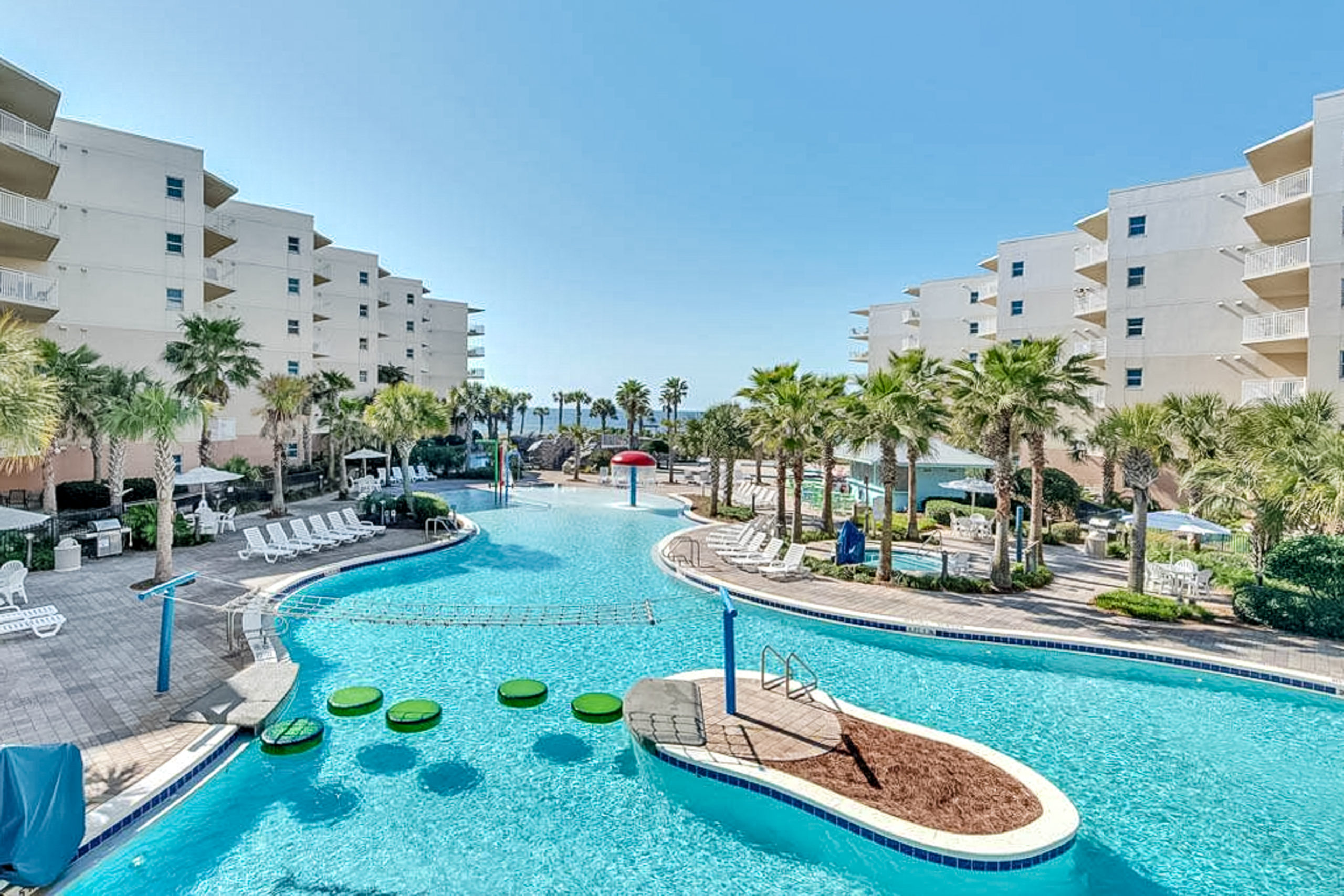 Multiple pools and lazy river at Waterscape Resort